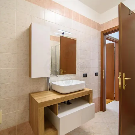 Seasons Apartment Verona